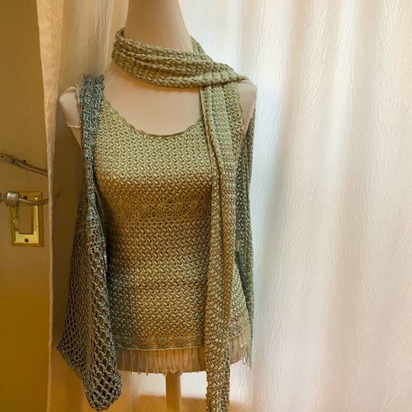 Cache top with matching purse - Picture 1 of 13